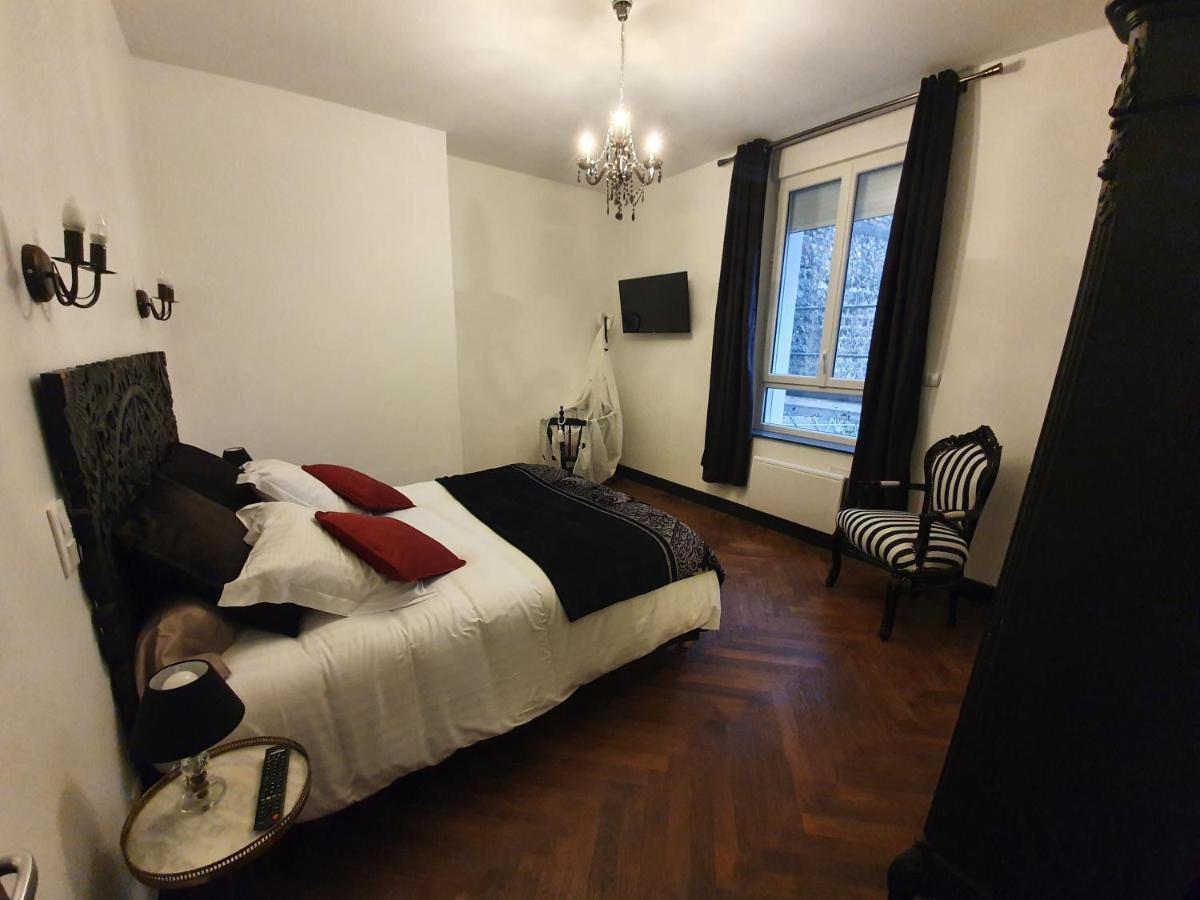 ブローニュ・シュル・メール La Tour Notre Dame Bed & Breakfast エクステリア 写真